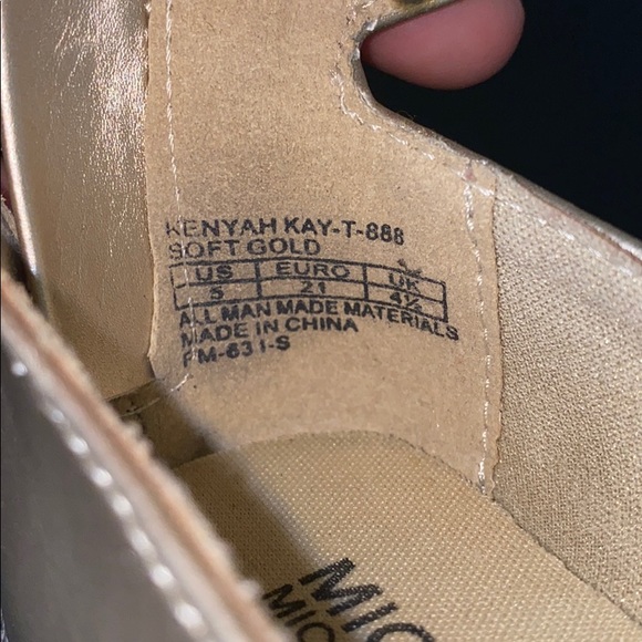 Michael kors baby dress shoes - Picture 3 of 6